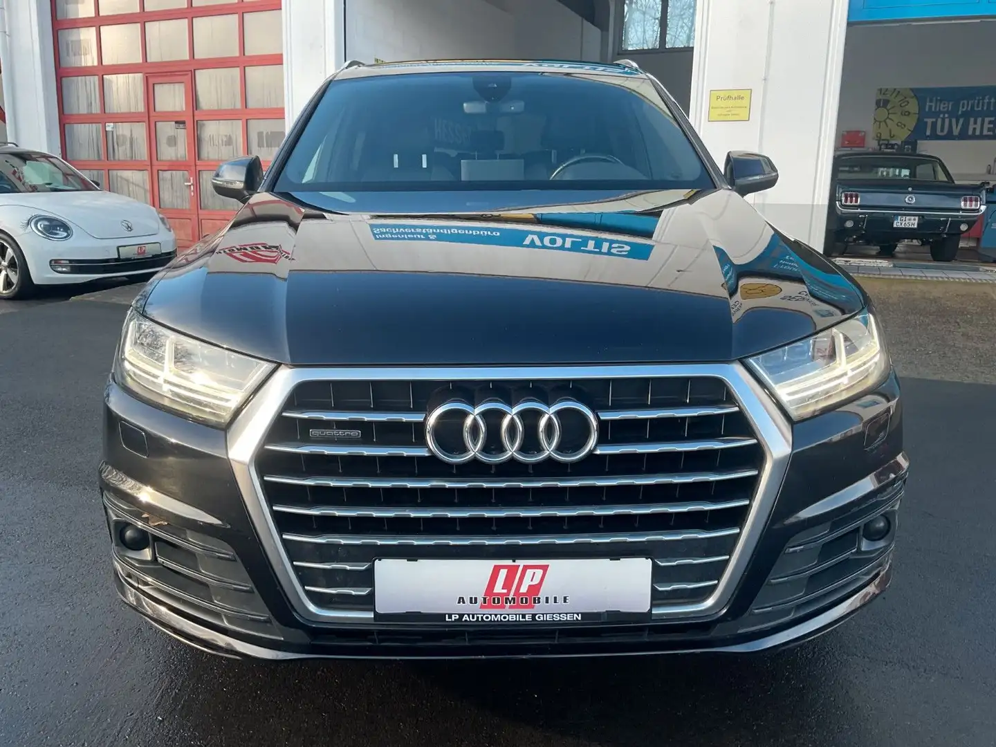 Audi Q7 3.0 TDI quattro S-Line Matrix LED AHK Kamera Noir - 2