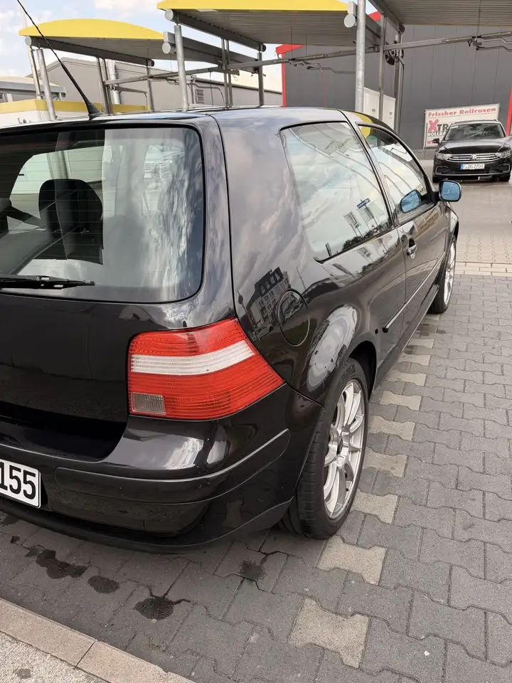 Volkswagen Golf 1.6 Highline, foto 3