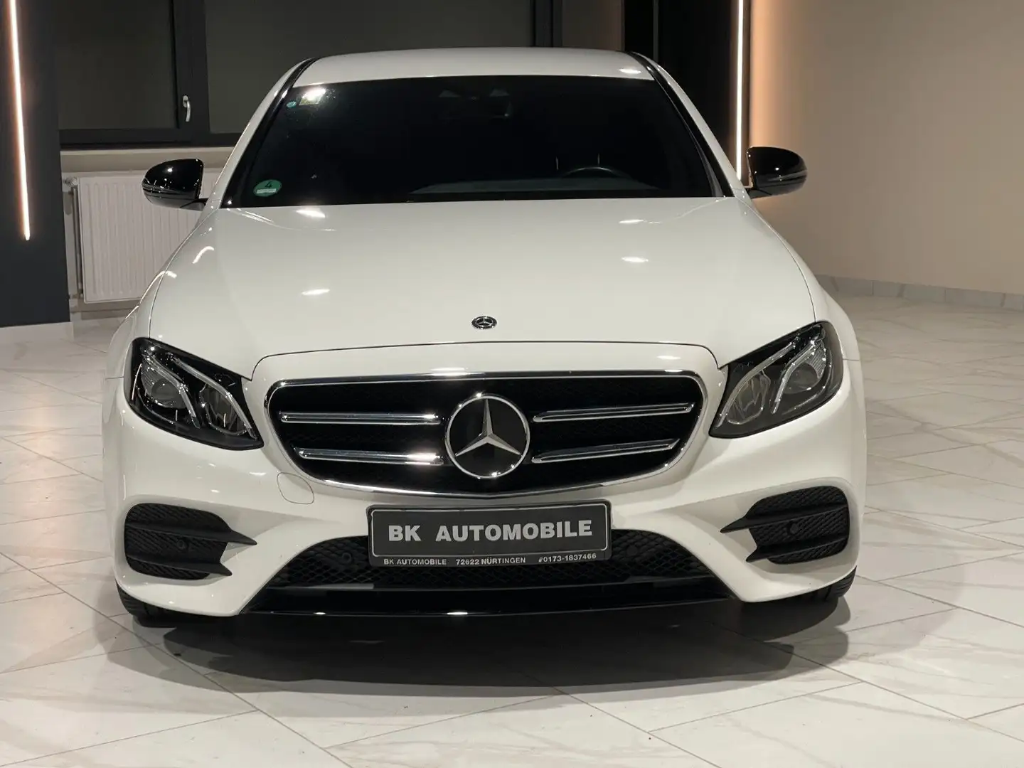 Mercedes-Benz E 300 de|AMG|Night-Paket|MBUX|Widescreen|Comand| Weiß - 1
