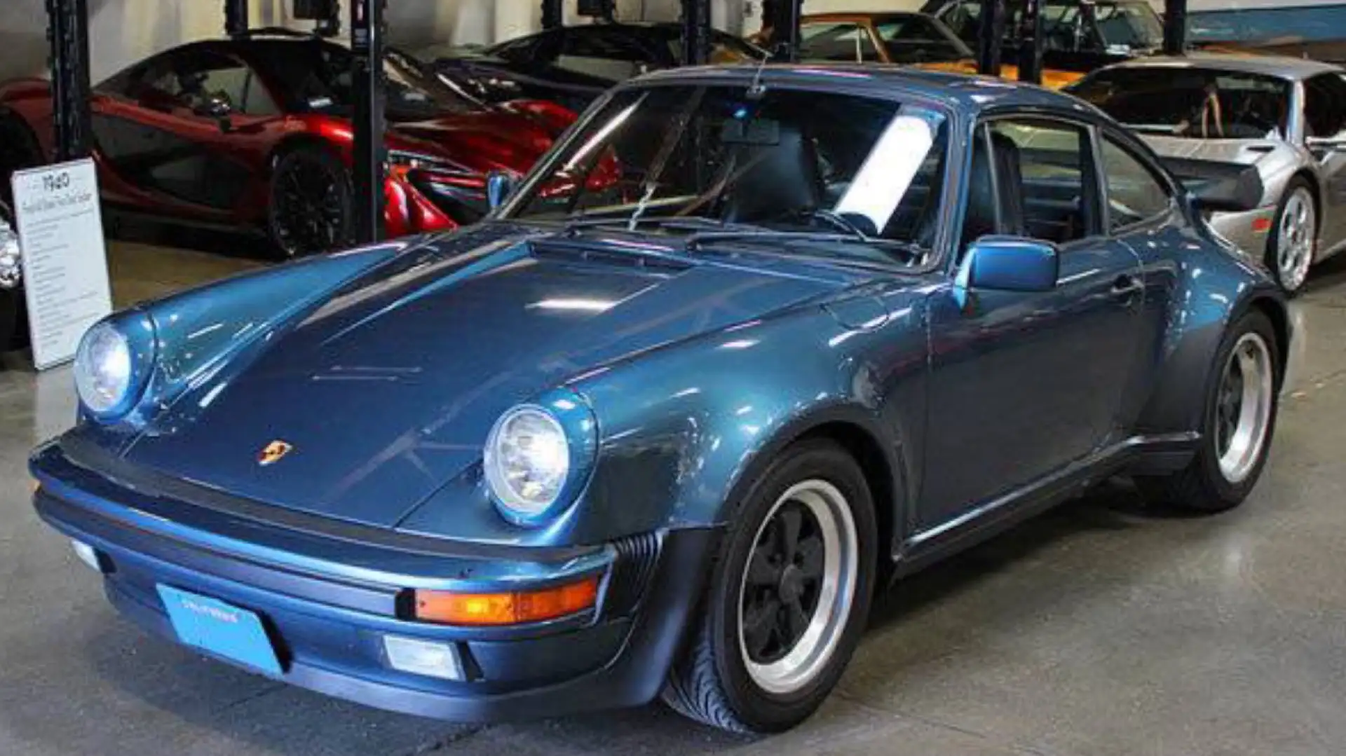 Porsche 930 911 Turbo (930) plava - 2