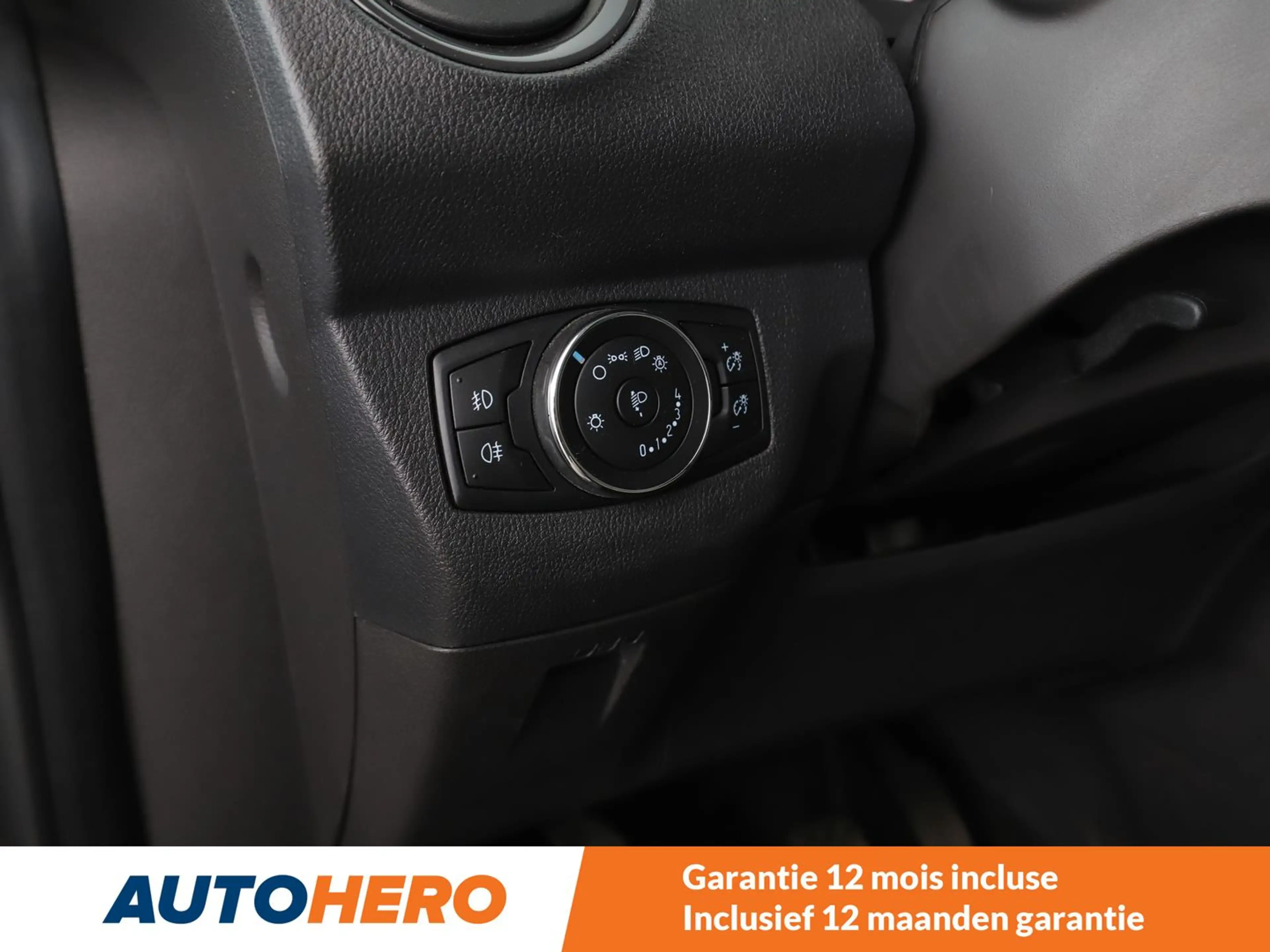 Ford Tourneo 1.5 TDCi Titanium — photo 11