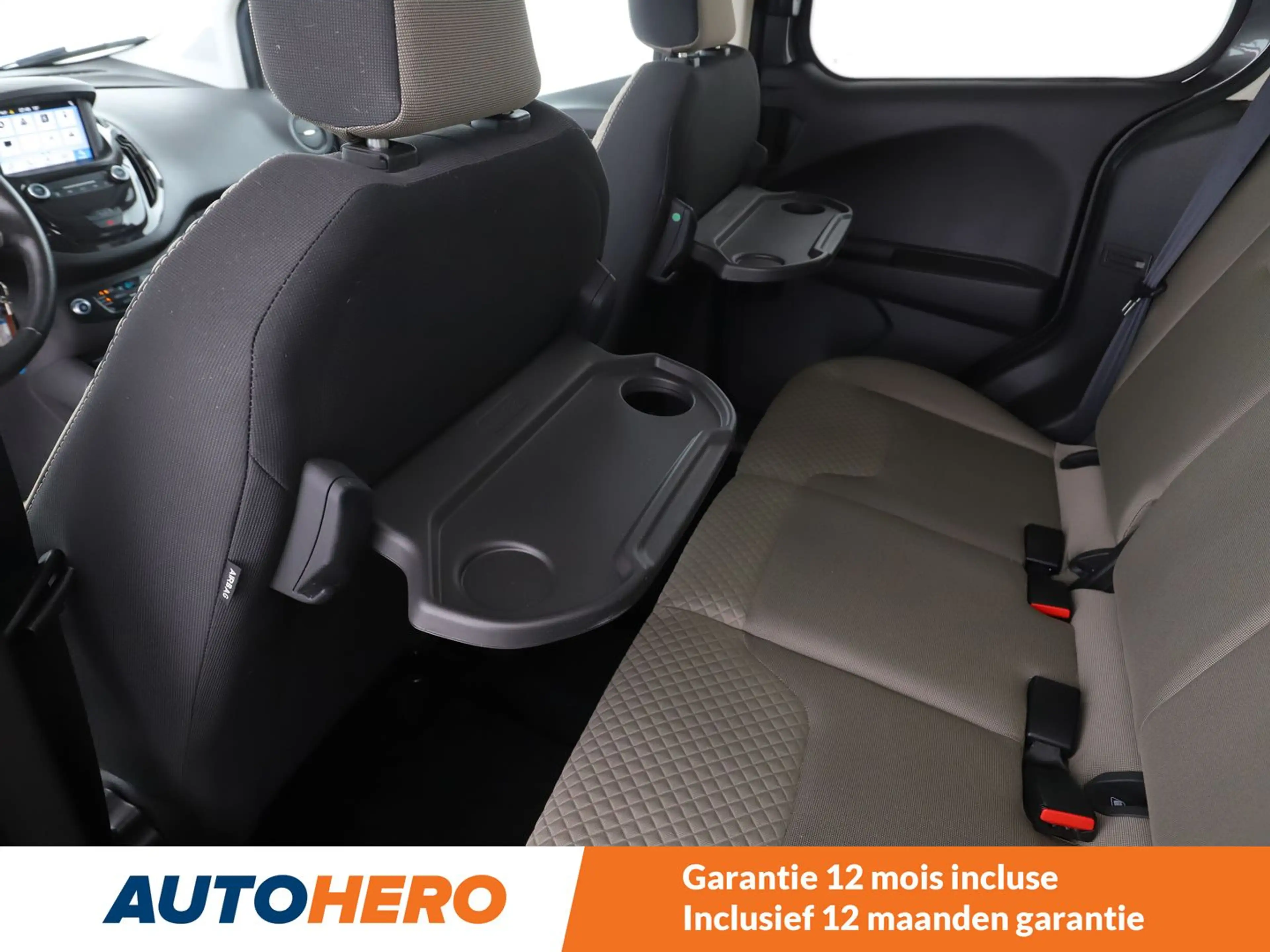 Ford Tourneo 1.5 TDCi Titanium — photo 13