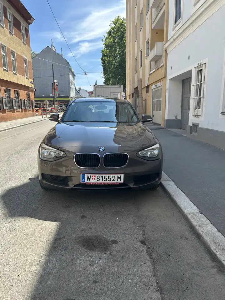 BMW 114