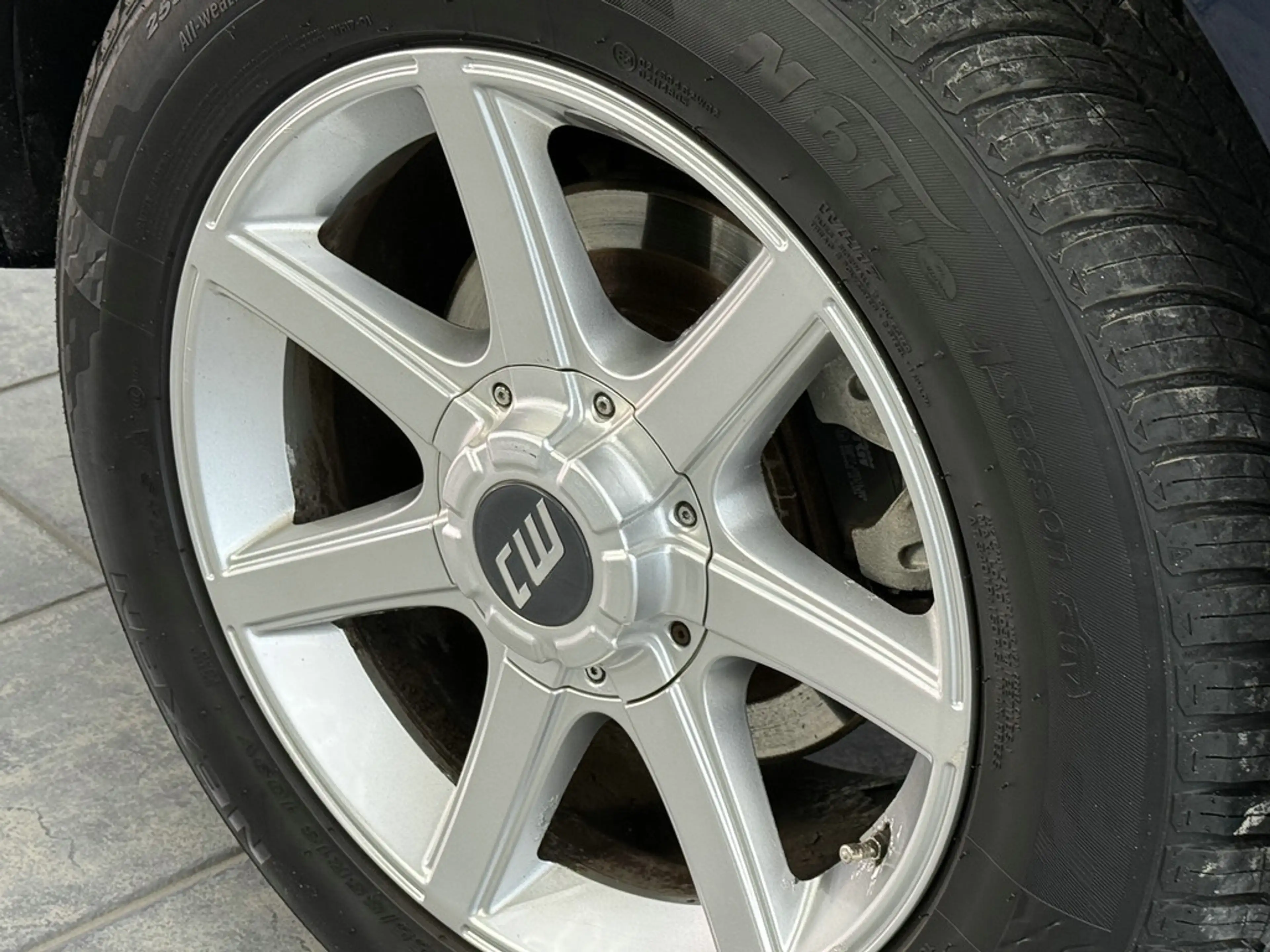 Cadillac SRX 4.6 V8 AWD Elegance, deutsches Auto, Leder — photo 5