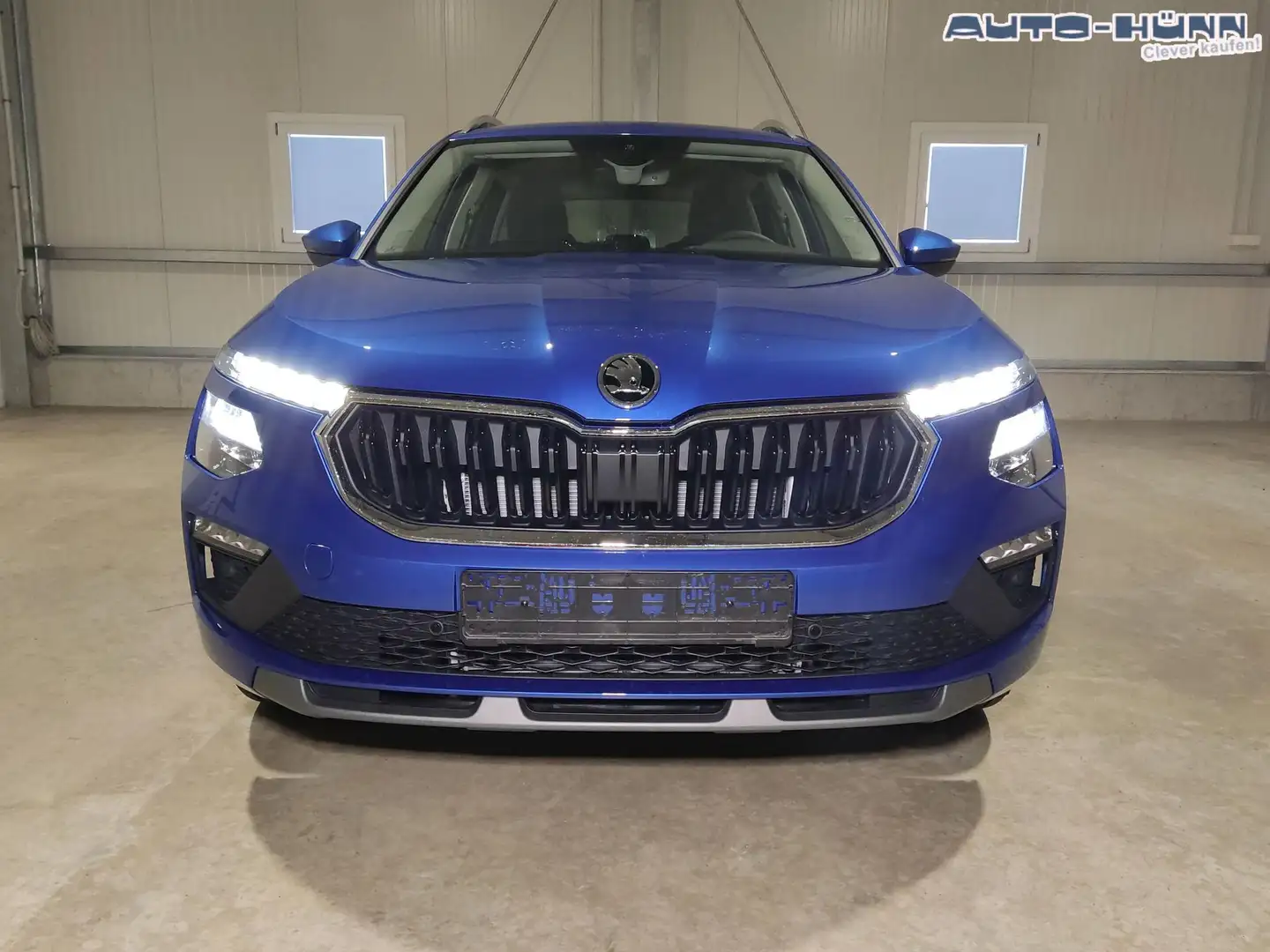 Skoda Kamiq 130 Jahre Premium Edition 1.5 TSI 150 PS DSG An... Blauw - 2