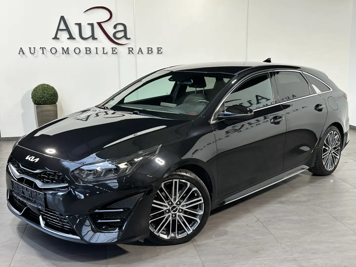 Kia 1.5 T-GDI GT-LINE NAV+LED+KAM+V-COCK+ACC Černá - 1