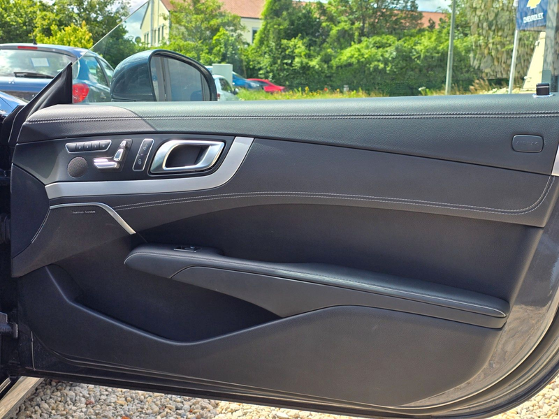 Mercedes-Benz SL 350 AMG Line*Massage*PDC+Kamera*Navi*wenig KM — photo 8