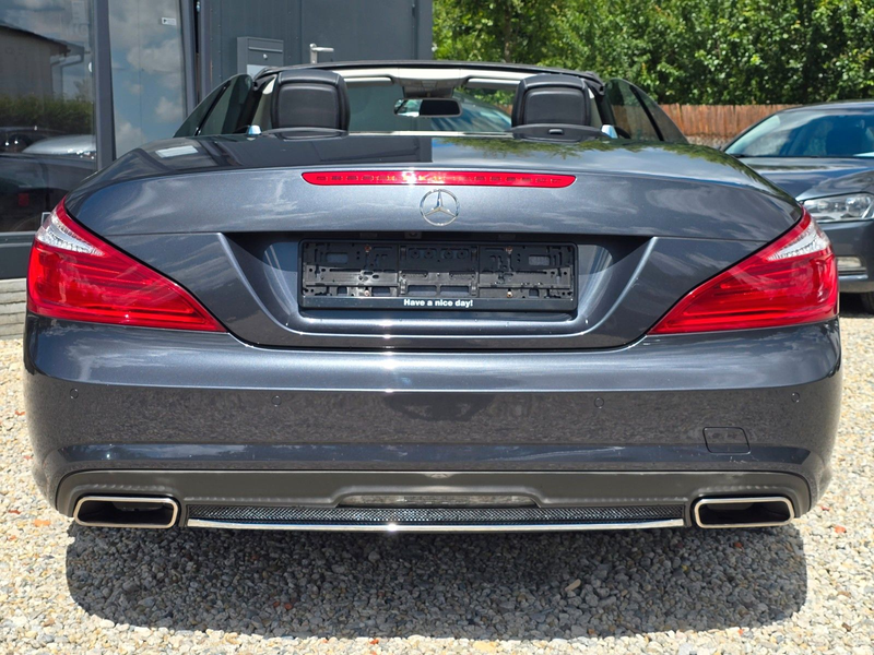 Mercedes-Benz SL 350 AMG Line*Massage*PDC+Kamera*Navi*wenig KM — photo 4