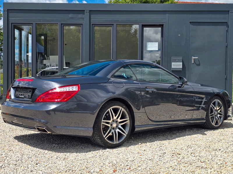 Mercedes-Benz SL 350 AMG Line*Massage*PDC+Kamera*Navi*wenig KM — photo 6