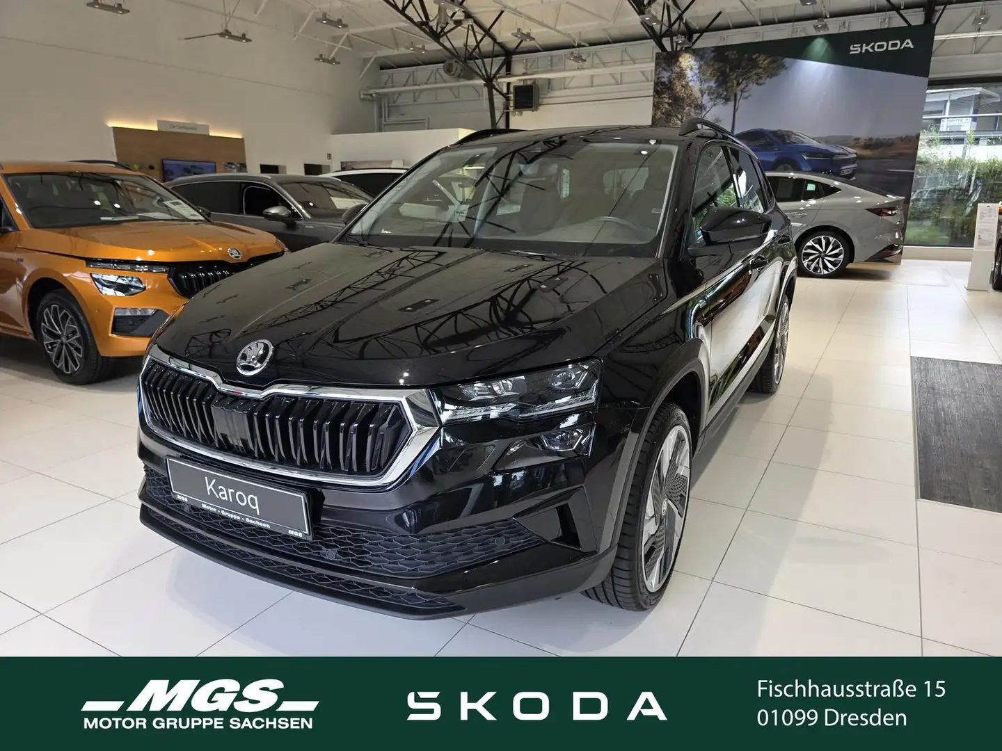 Skoda Karoq 1.5 TSI DSG Tour Schwarz - 1