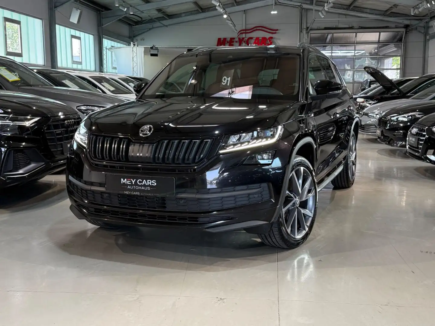 Skoda Kodiaq 2.0 TDI Sportline*Panorama*Assistenten* Schwarz - 1