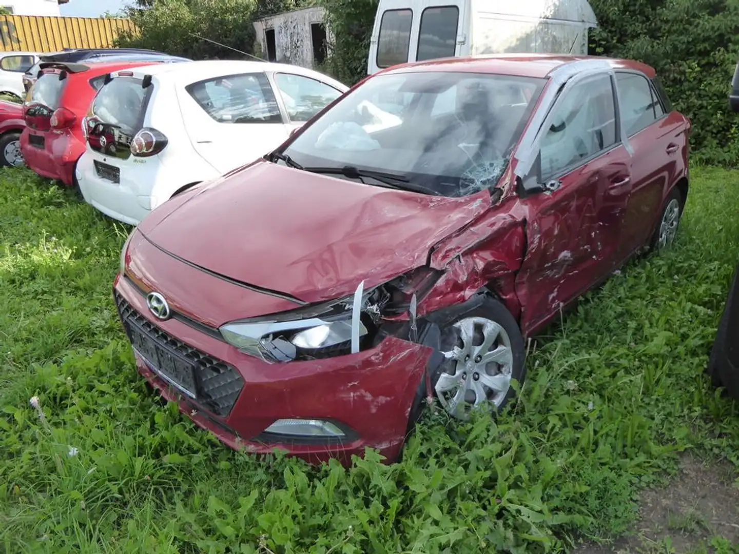 Hyundai i20 1,2 Limited *TOTALSCHADEN* Rot - 2