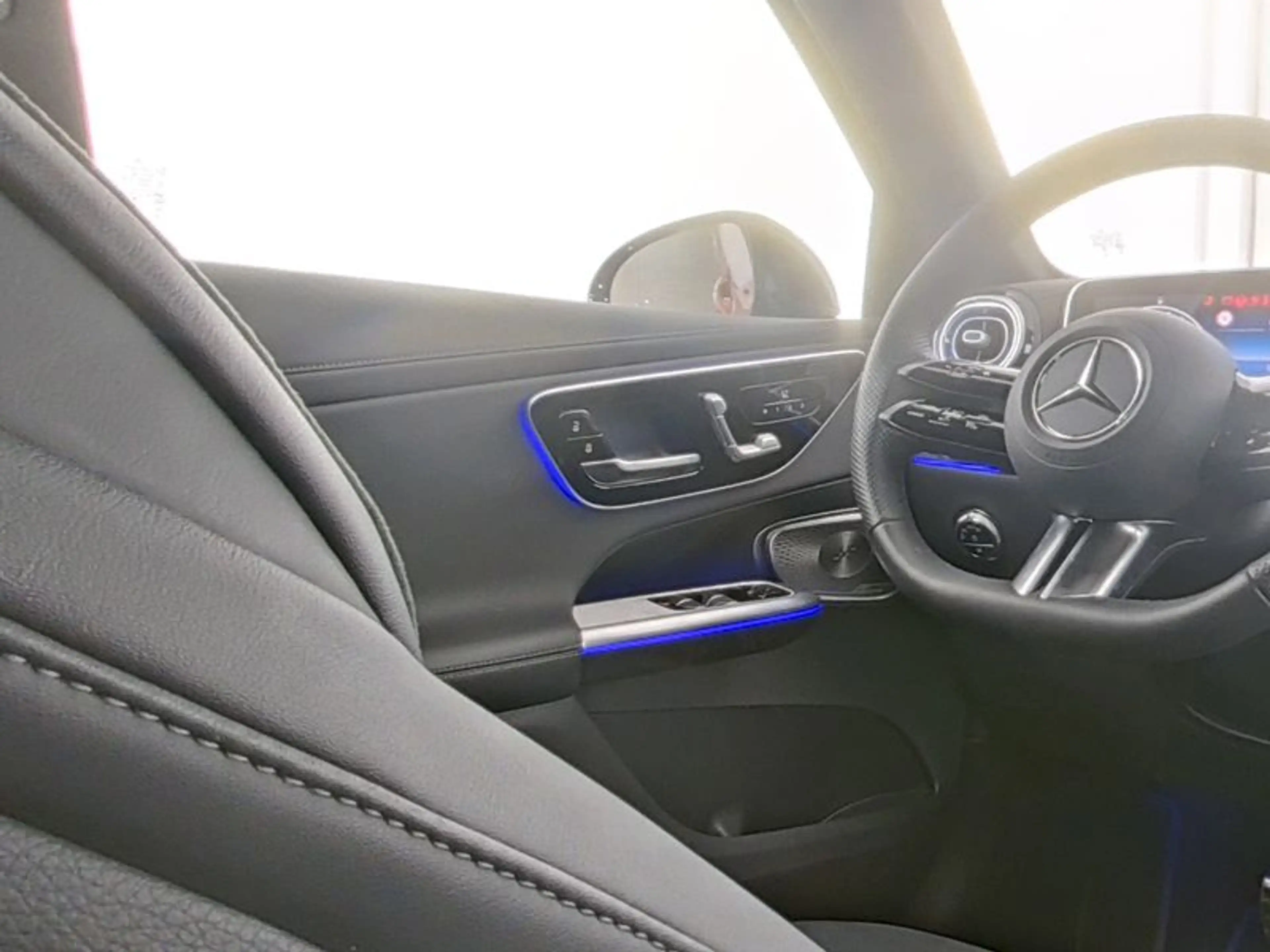 Mercedes-Benz GLC 300 4M *AMG Night Pano AHK Digital Burm Distro — photo 8