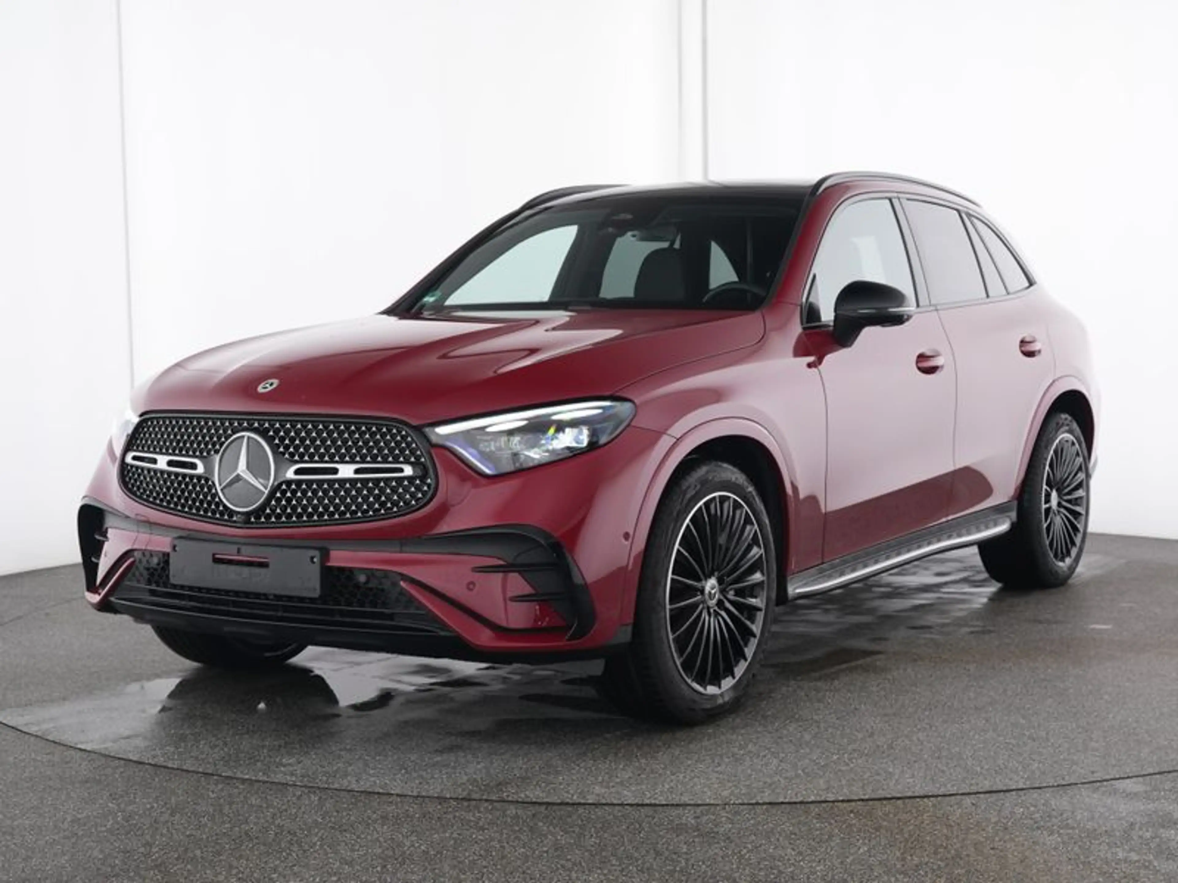 Mercedes-Benz GLC 300 4M *AMG Night Pano AHK Digital Burm Distro