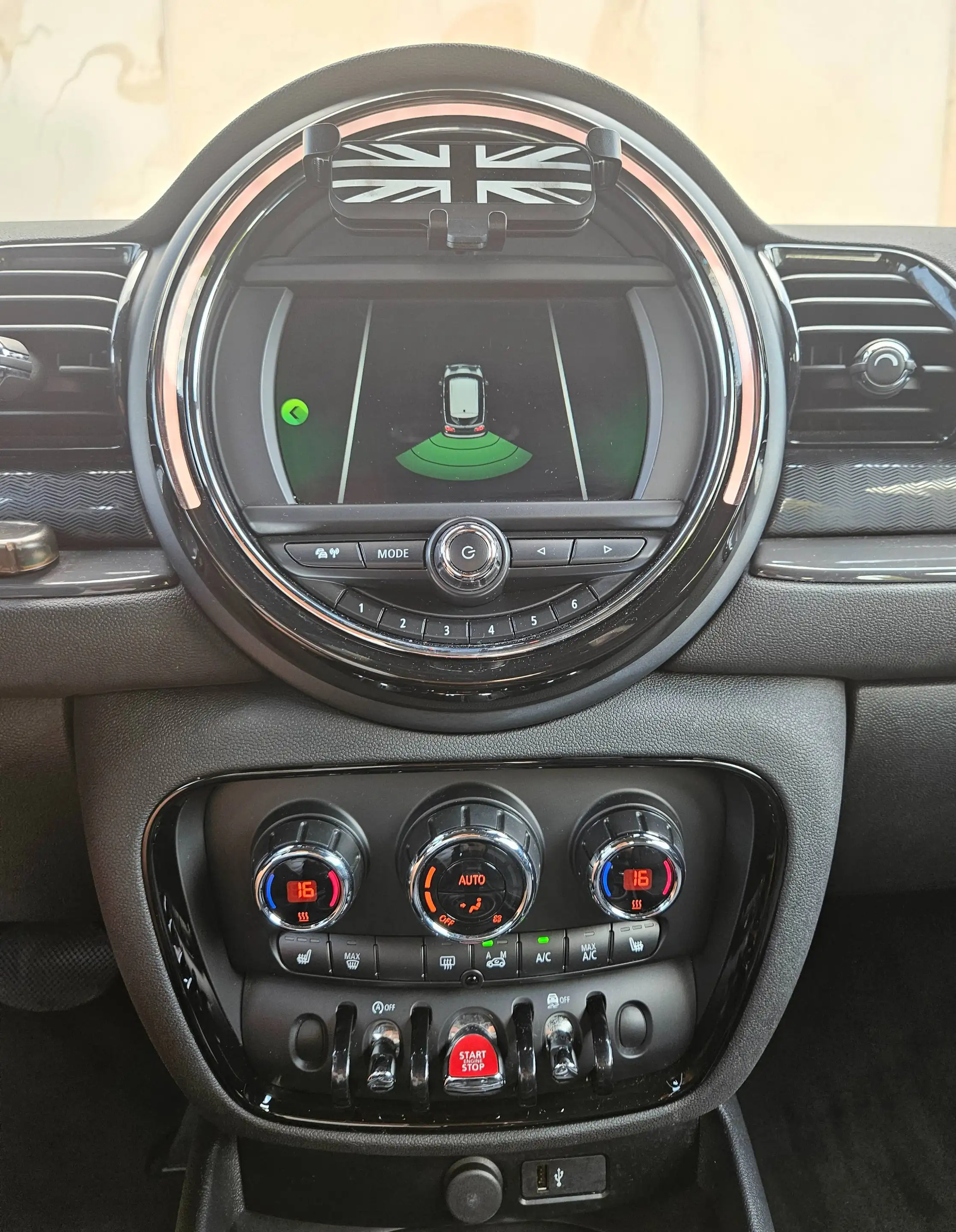 MINI One Clubman One *1.HAND* — photo 14