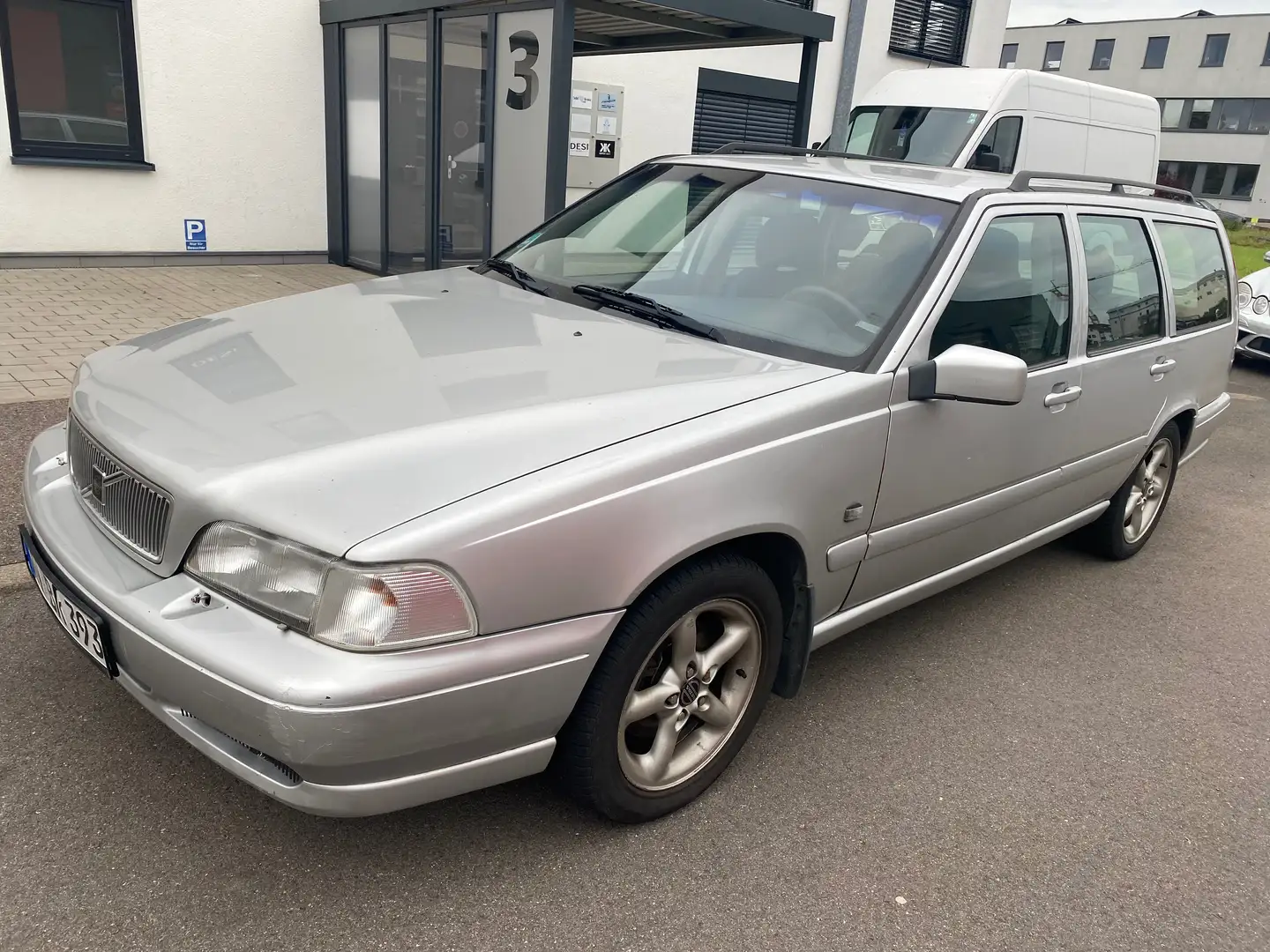 Volvo V70 V70 2.5 - 2