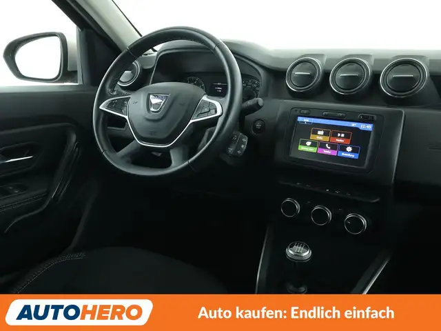 Dacia Duster view 13