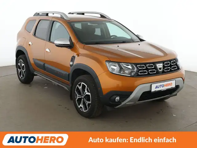 Dacia Duster view 8