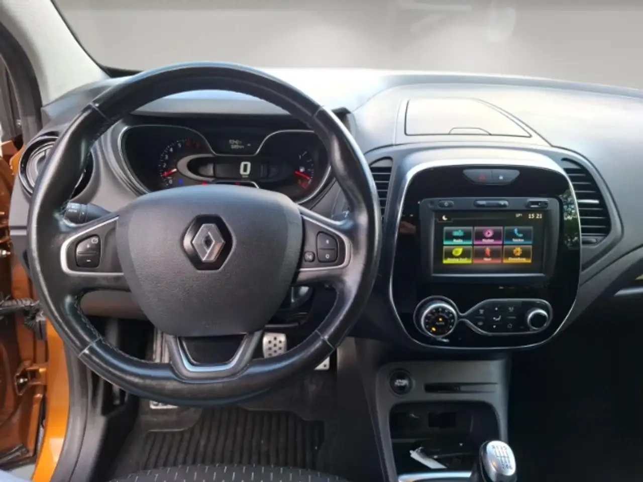 Renault Captur TCe 130 — photo 10 sur 26