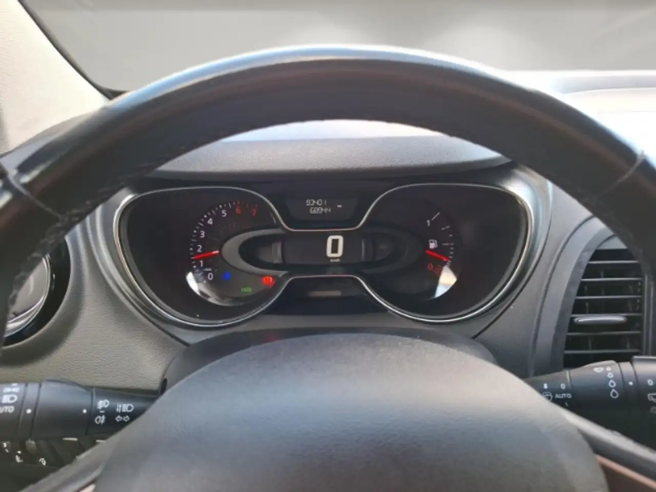 Renault Captur TCe 130 — photo 8 sur 26