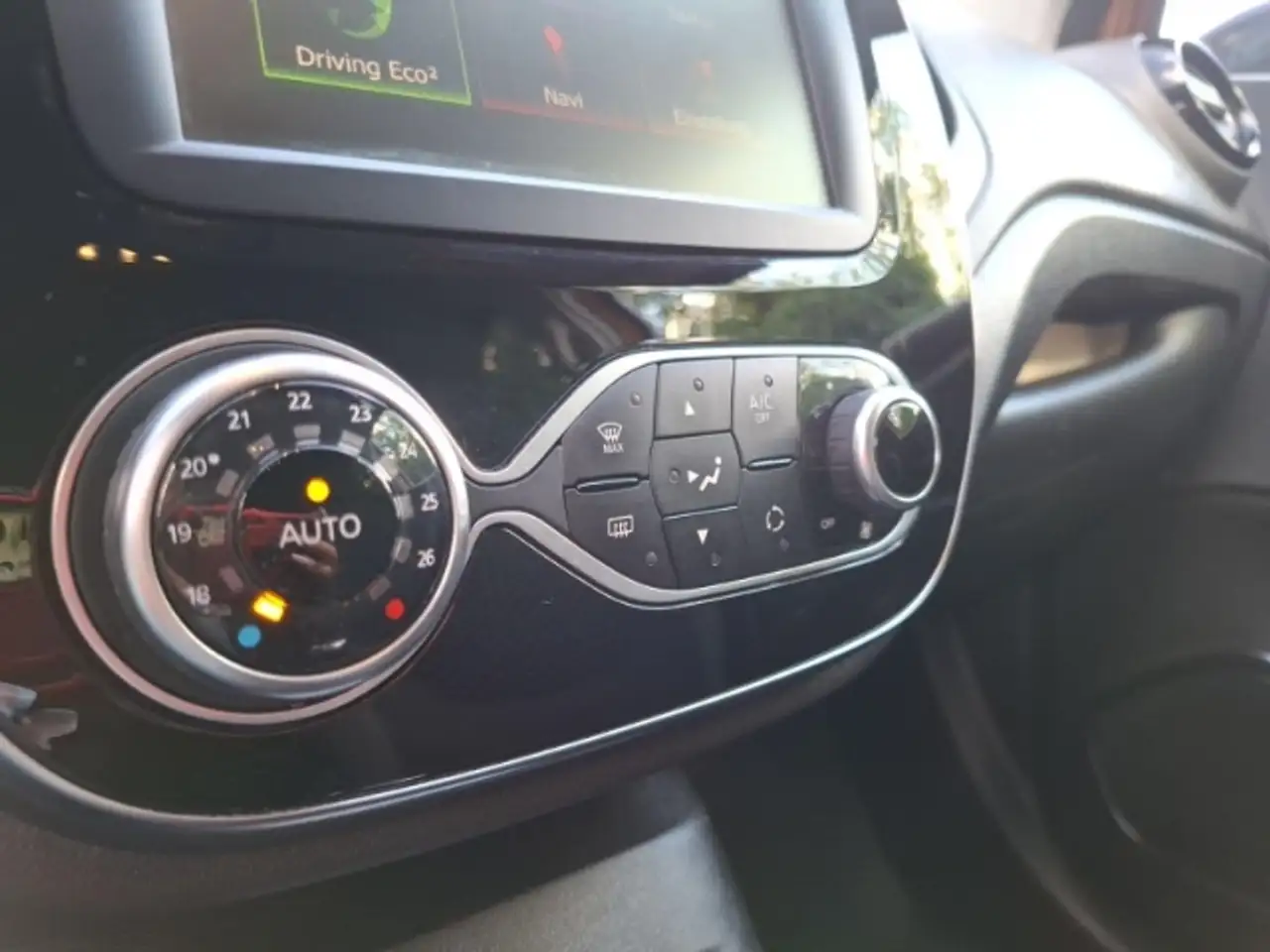 Renault Captur TCe 130 — photo 22 sur 26
