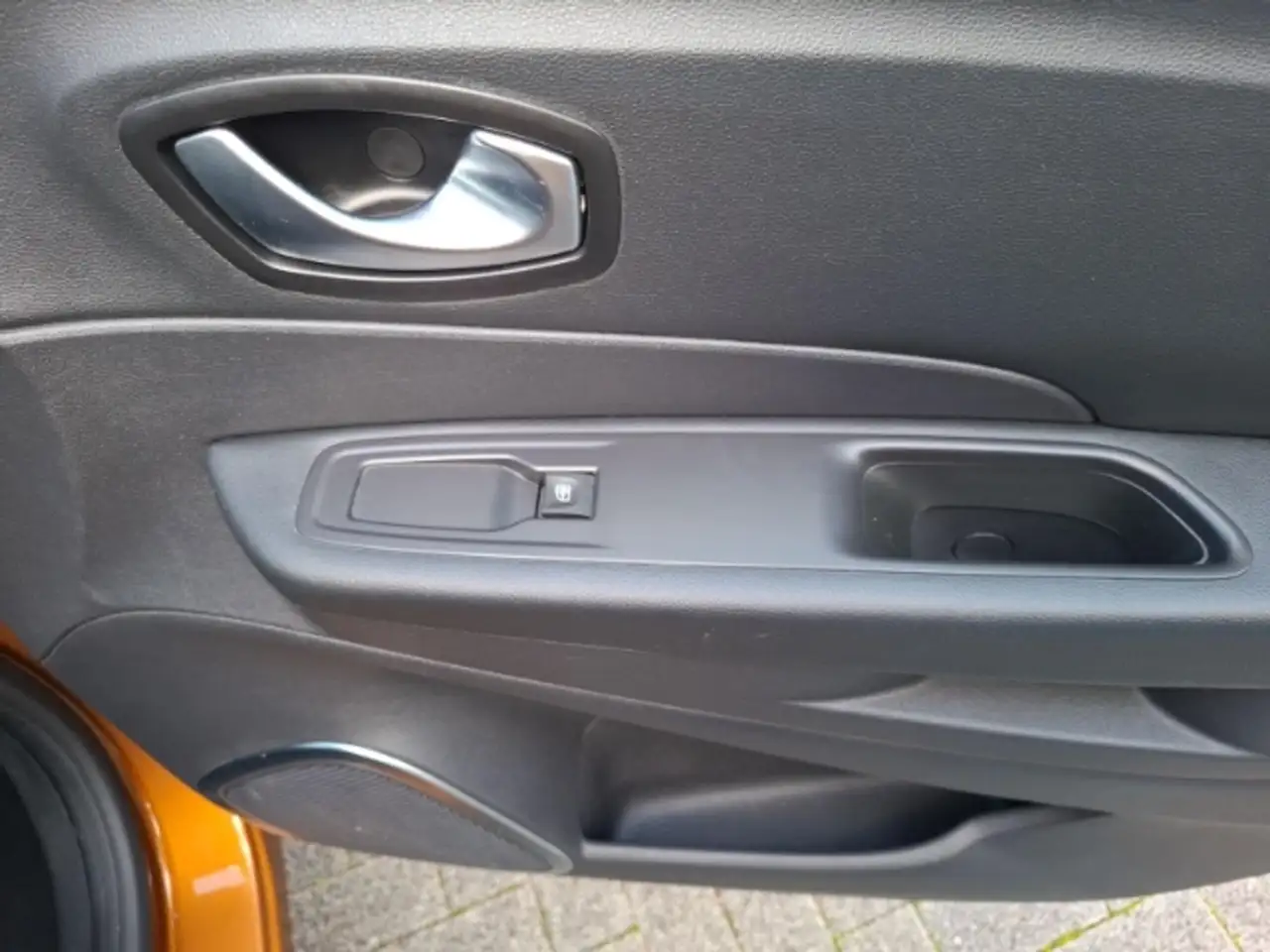 Renault Captur TCe 130 — photo 16 sur 26