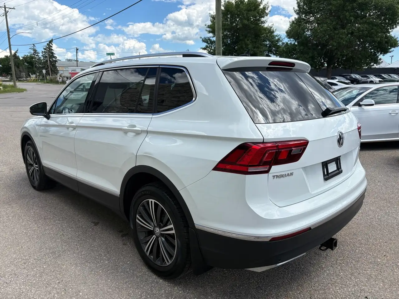 Volkswagen Tiguan photo Volkswagen Tiguan