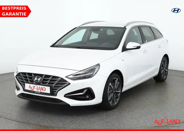 Hyundai i30 1.5 T GDI Prime Mild Hybrid LED Navi ACC