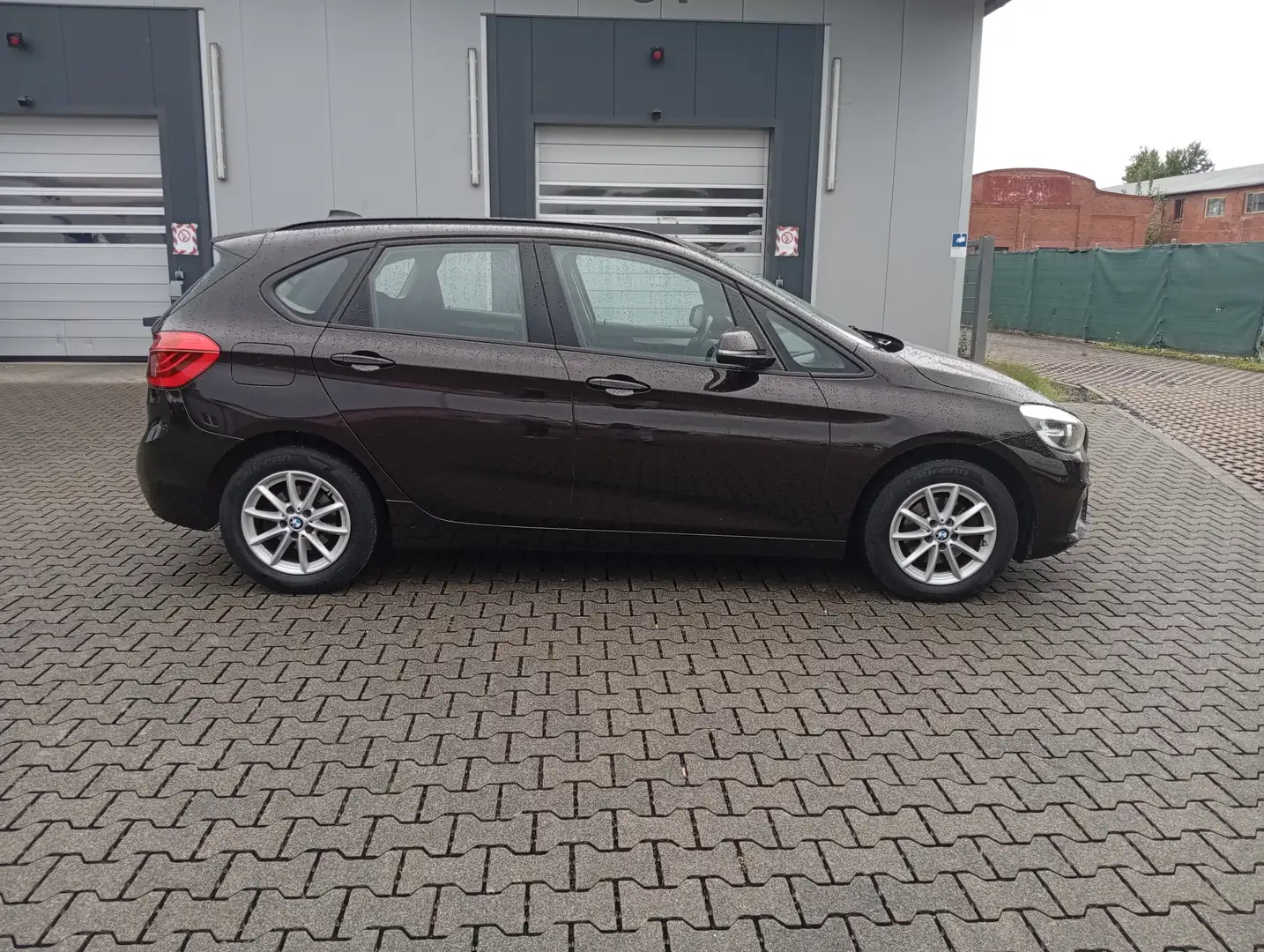 BMW 216 216d Gran Tourer Advantage Panoramadach Klima Bronze - 2