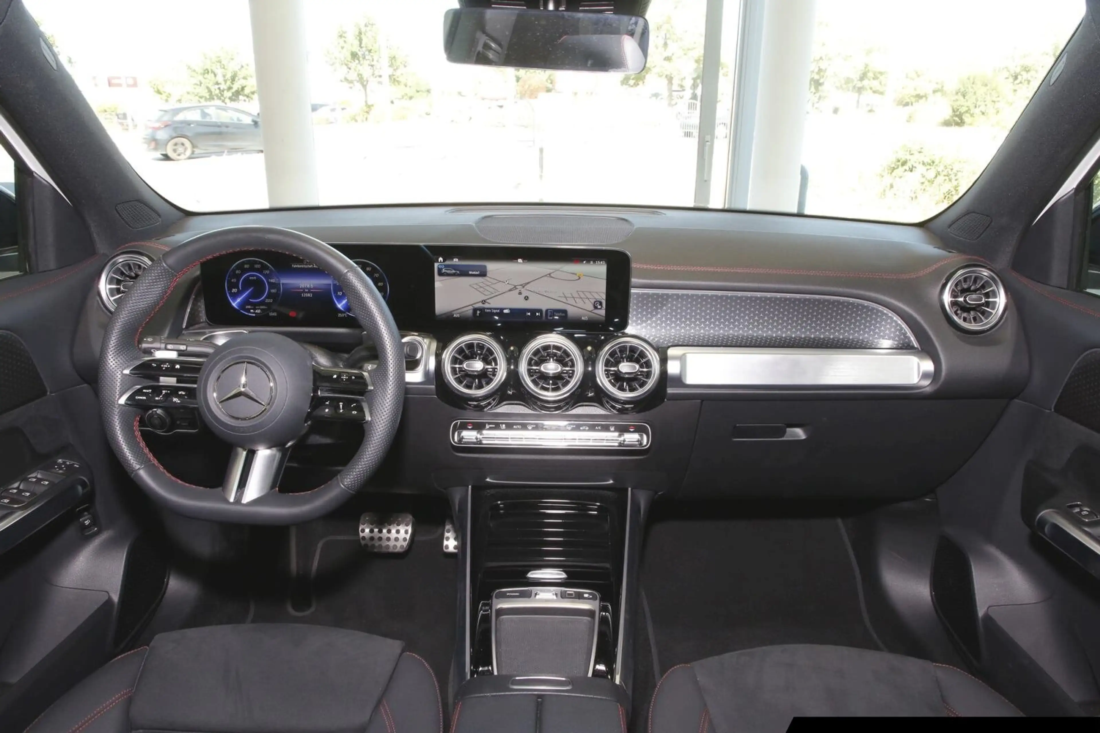Mercedes-Benz EQB 250 EQB 250+ AMG/360°/Night-Paket/Totw.LED/ AMG Line — photo 10