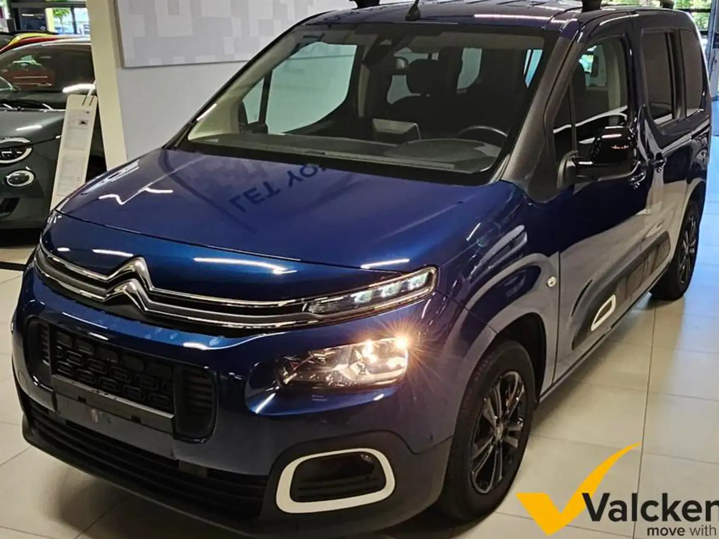 Citroen Berlingo Berlingo 1.2 PureTech M Shine S Blauw - 1