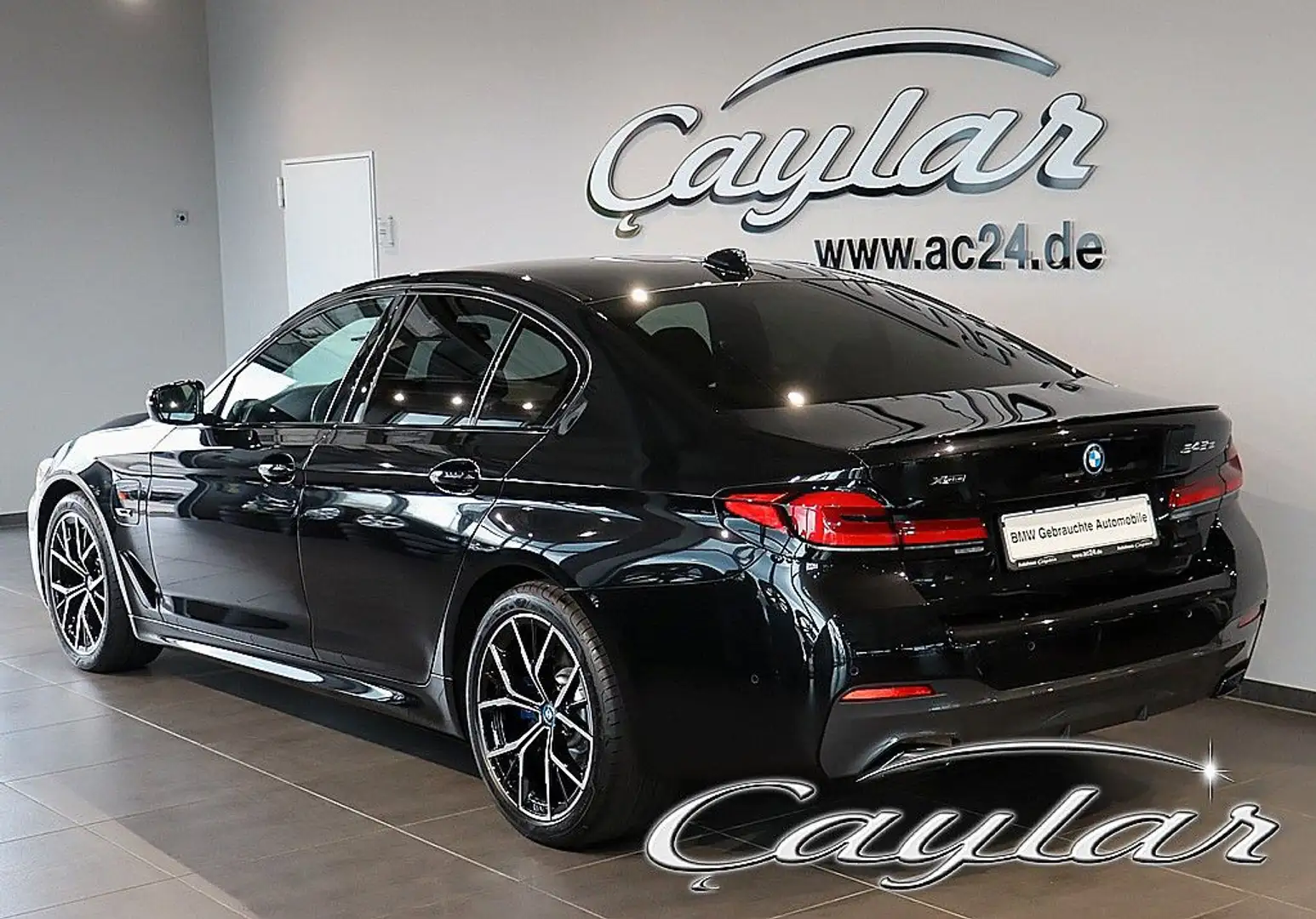 BMW 545 eX M SPORT ACC 360°LASER SOFTCLOSE HUD H/K Zwart - 2