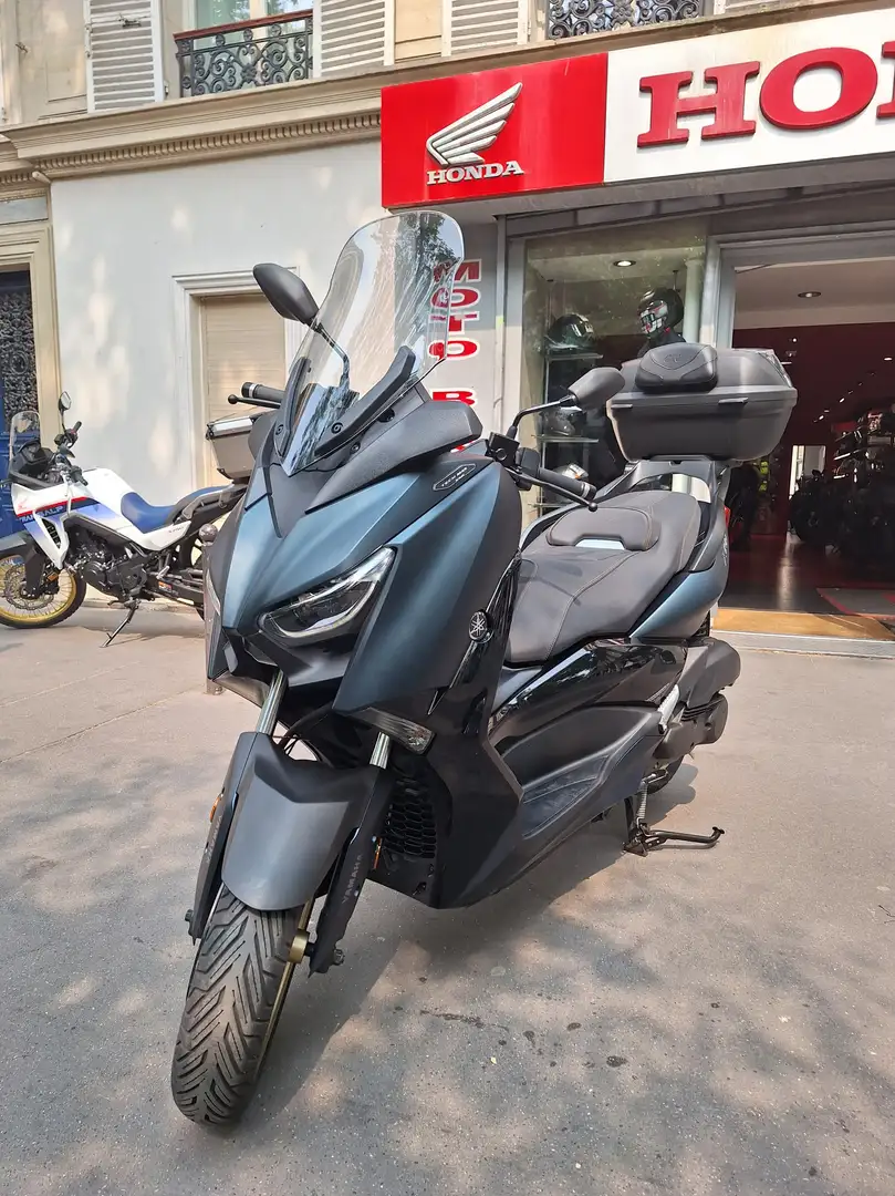 Yamaha X-Max 125 Verde - 1