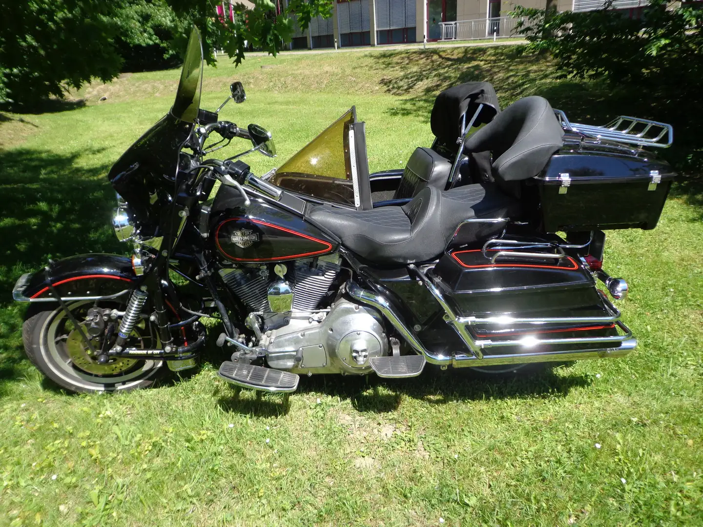 Harley-Davidson Tour Glide Gespann Jewell/Ott Černá - 2