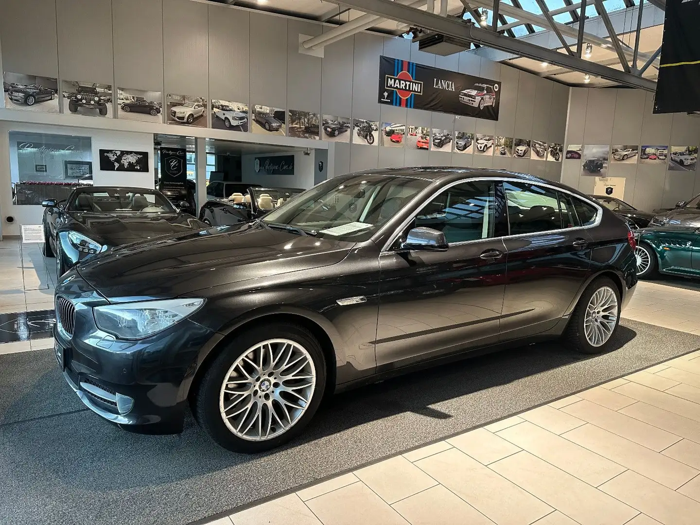 BMW 535 i GT Leder Xenon Navi 19 Pan LAGERSCHALENLAUT Gris - 2