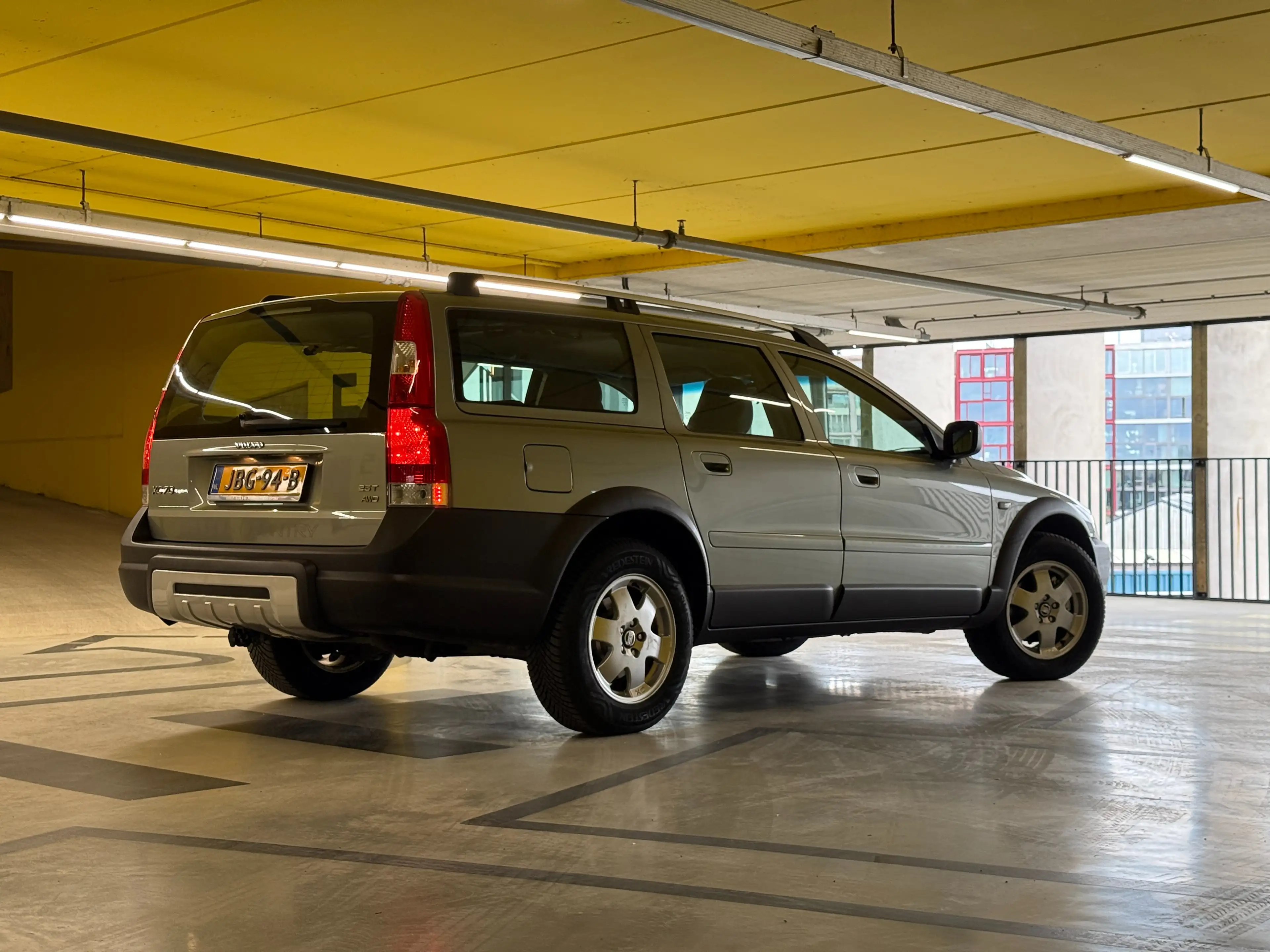 Volvo XC70 2.5 T | Trekhaak | Aut. Airco | Alsnieuw! — photo 5