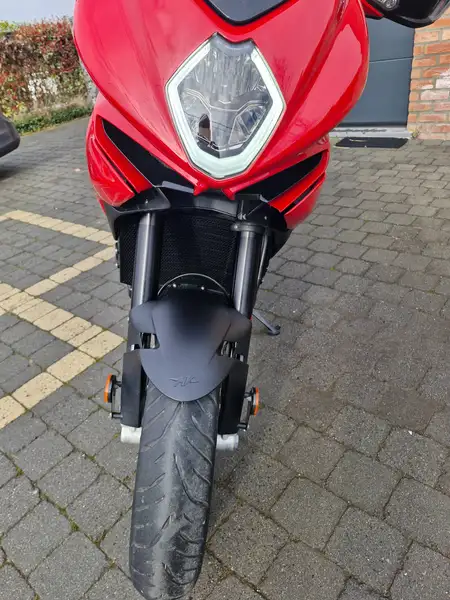 MV Agusta TURISMO VELOCE 800 - foto 4
