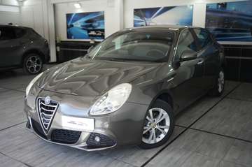 1.6 JTDm-2 105 CV Distinctive