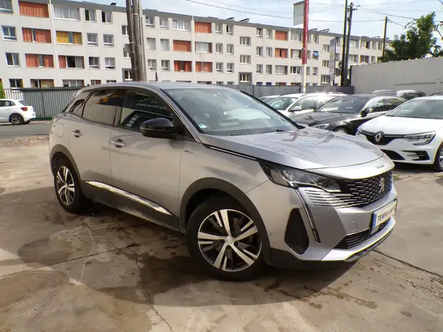 Peugeot 3008 view 5