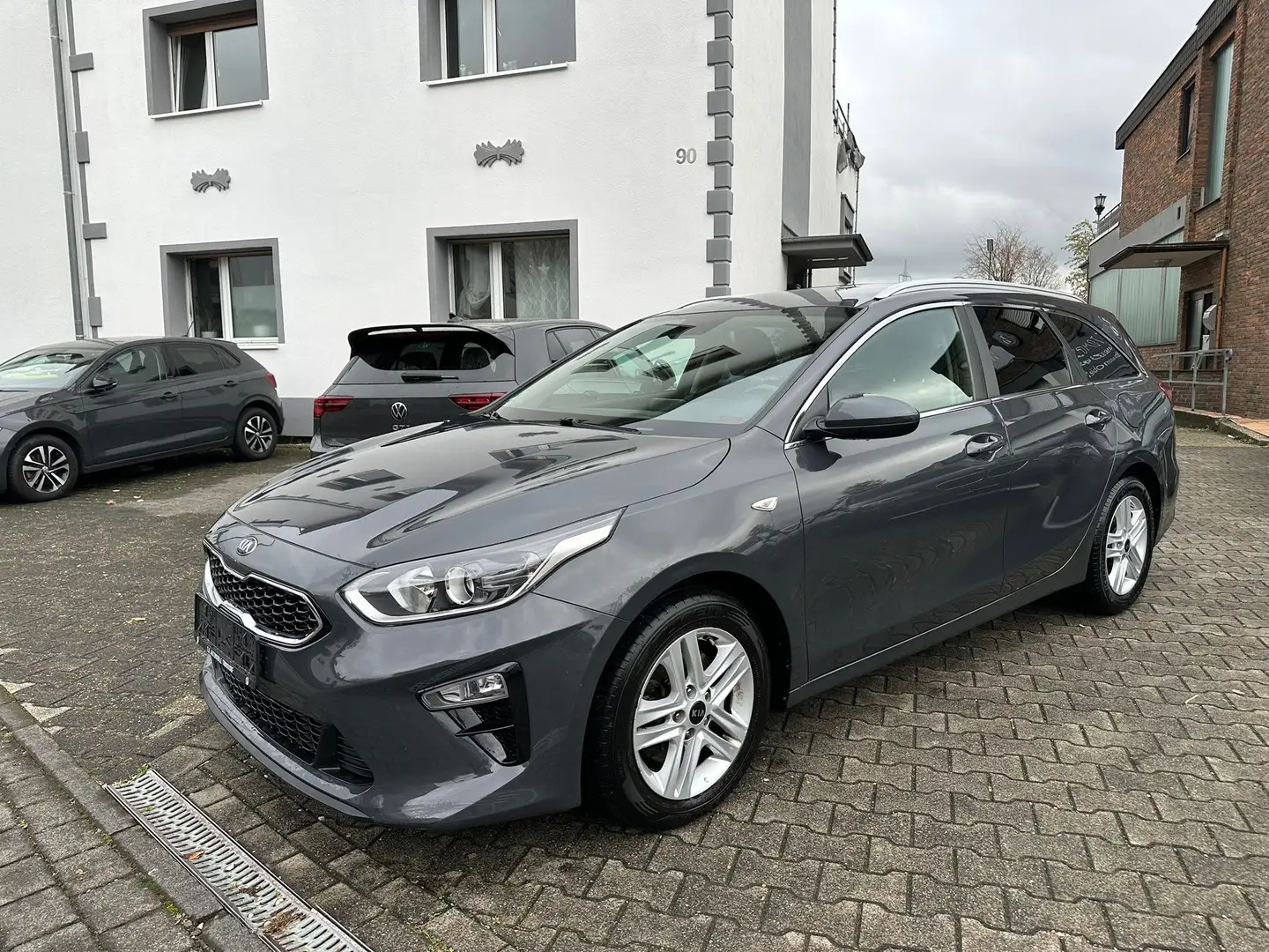 Kia Ceed SW / cee'd SW Vision Gris - 1