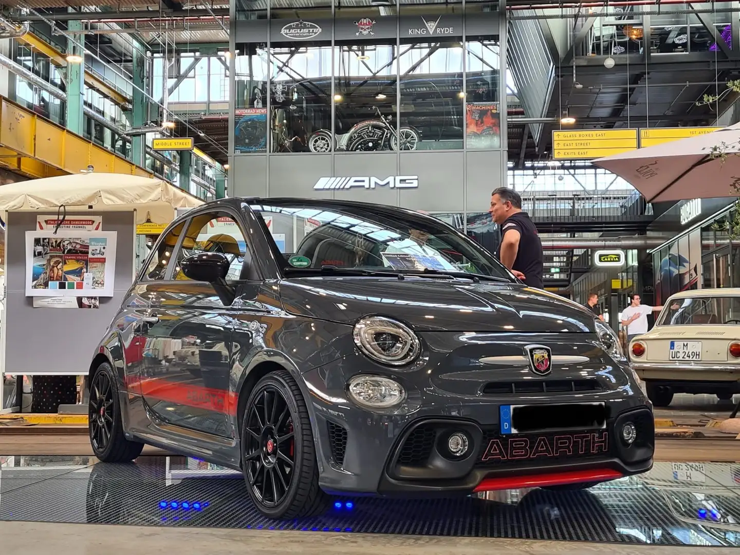 Abarth 695C XSR Yamaha Limited Edition Nr. 193/695 Cabrio Fekete - 1