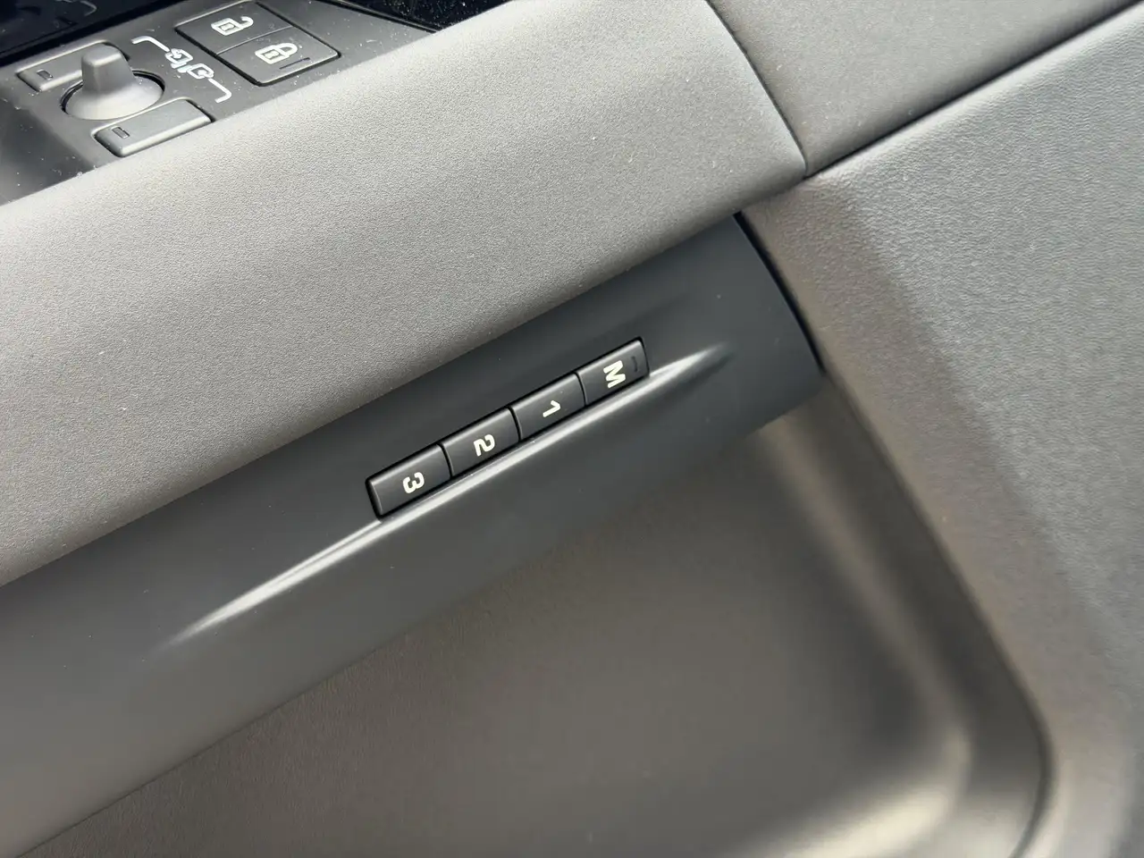 Land Rover Range Rover Evoque 2026 — фото 13