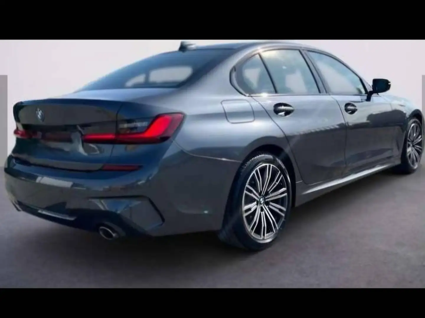BMW 316 DIESEL Hybrid M Sport Grau - 2