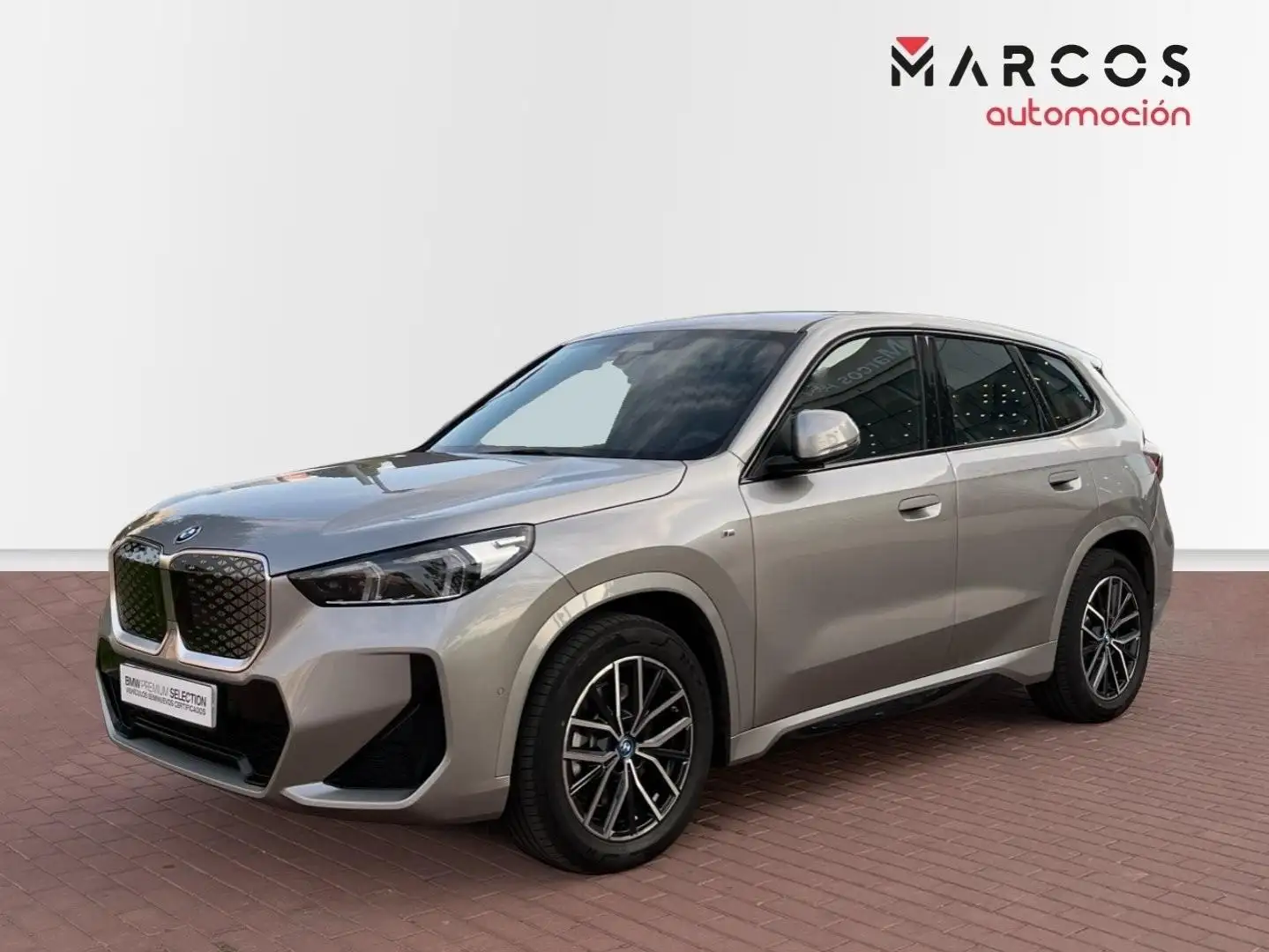 BMW iX1 xDrive30A Plateado - 1