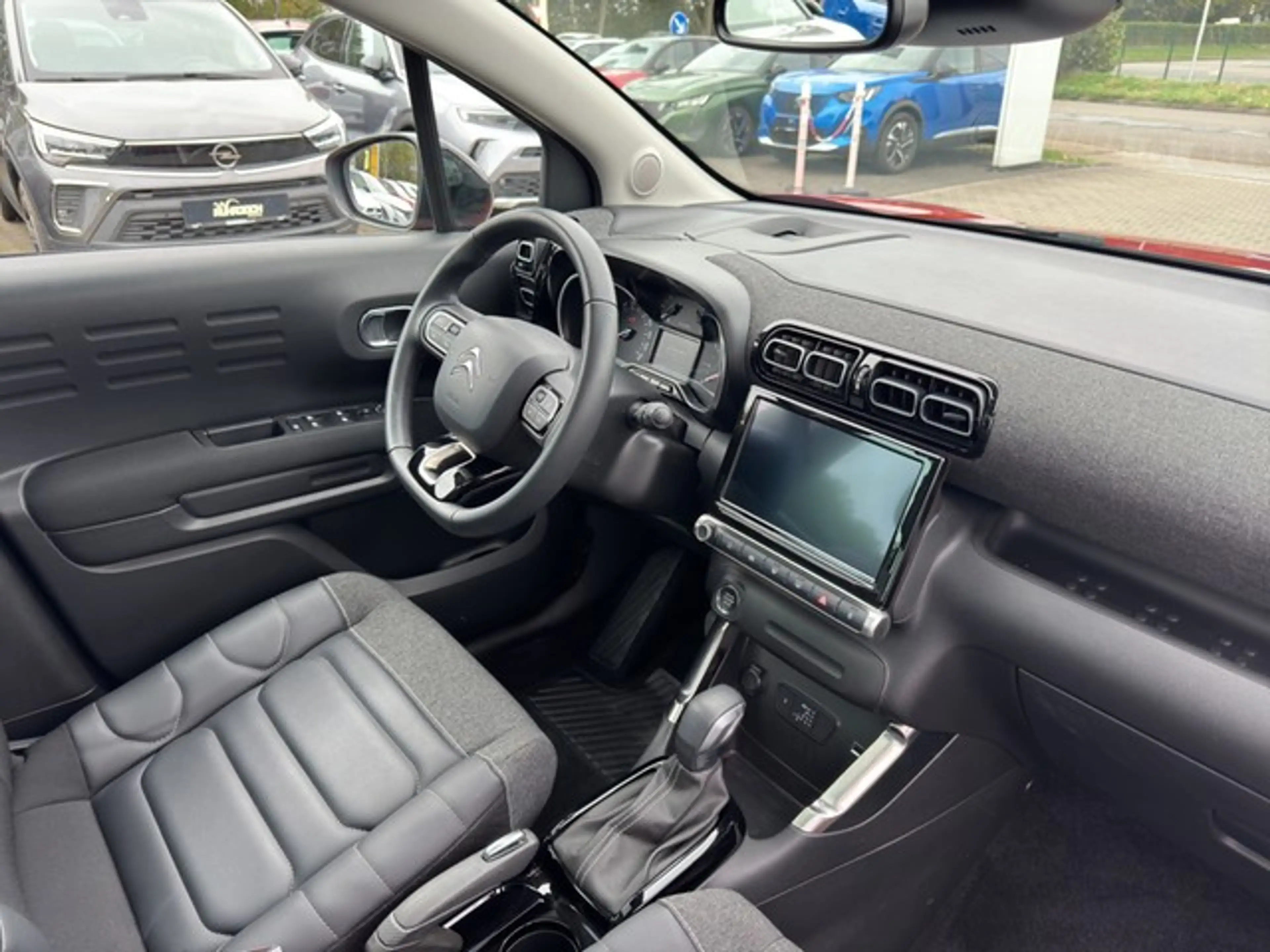 Citroen C3 Aircross PT 130 Shine Pack Aut+Navi+Pano+Cam+PDC+Sitzhzg — photo 10
