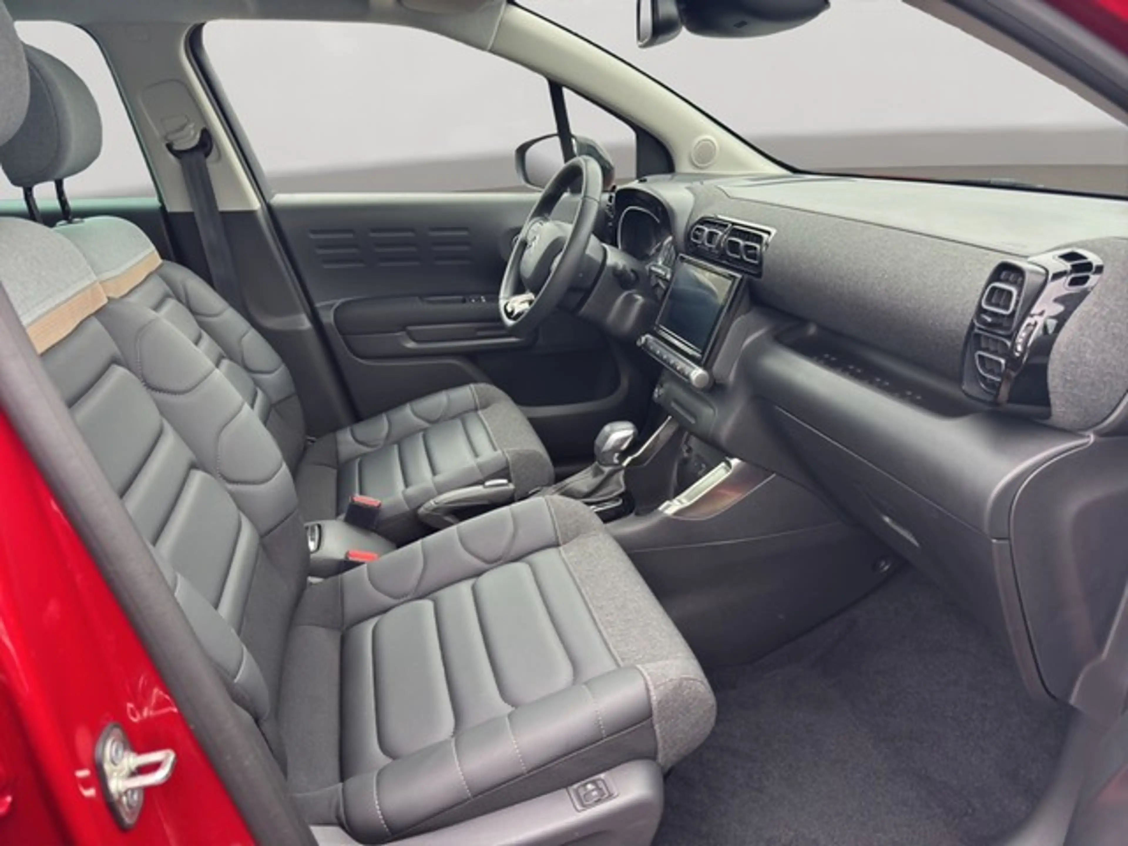 Citroen C3 Aircross PT 130 Shine Pack Aut+Navi+Pano+Cam+PDC+Sitzhzg — photo 9