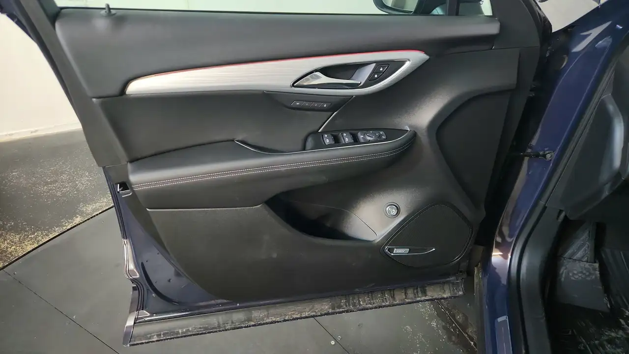 Buick Envision photo Buick Envision