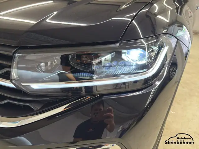 Volkswagen T-Cross view 12