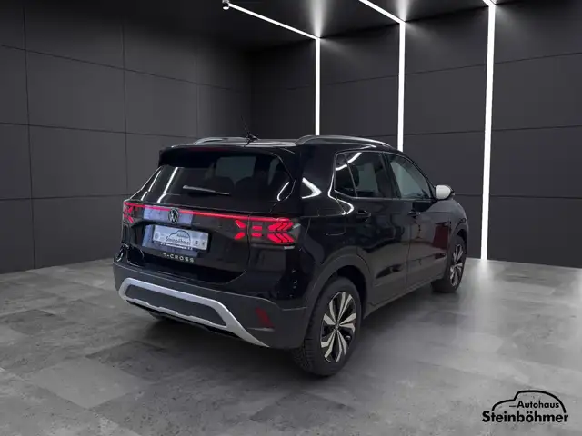 Volkswagen T-Cross view 8