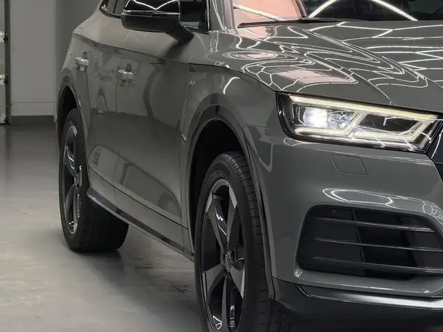 Audi Q5 view 13